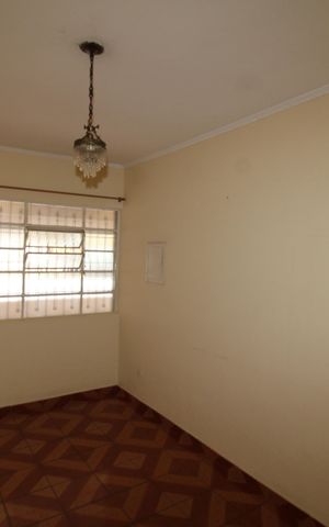 Casa à venda com 150m², 3 quartos e 2 vagasSala