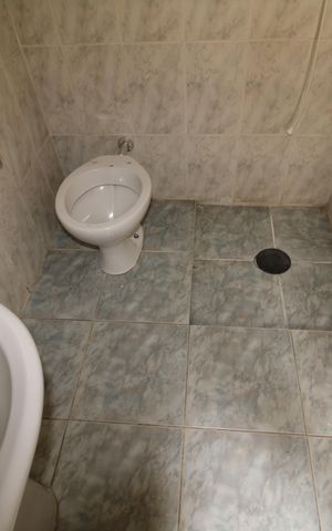 Casa à venda com 150m², 3 quartos e 2 vagasÁrea de Serviço - Banheiro