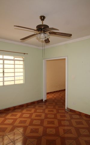 Casa à venda com 150m², 3 quartos e 2 vagasSala 2