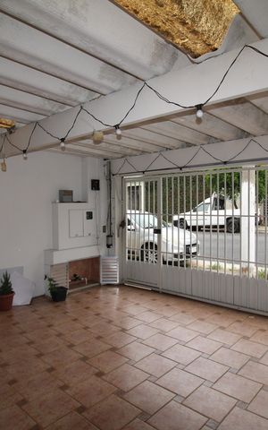Casa à venda com 150m², 3 quartos e 2 vagasGaragem
