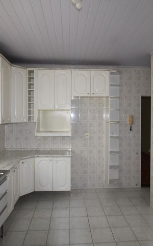 Casa à venda com 150m², 3 quartos e 2 vagasCozinha