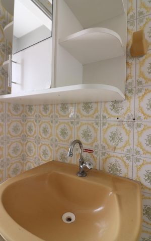 Casa para alugar com 260m², 5 quartos e 2 vagasBanheiro de serviço