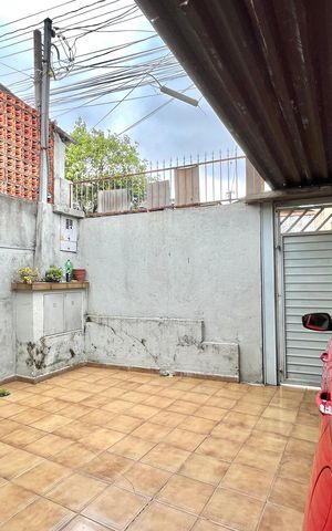 Casa à venda com 80m², 2 quartos e 1 vaga Casa à venda com 80m², 2 quartos e 1 vagaGaragem