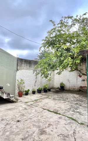 Casa à venda com 80m², 2 quartos e 1 vaga Casa à venda com 80m², 2 quartos e 1 vagaQuintal