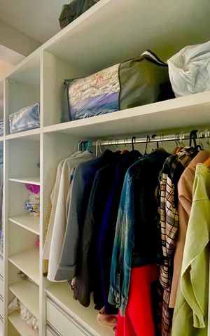 Casa à venda com 160m², 3 quartos e 4 vagasCloset da suíte