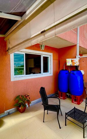 Casa à venda com 160m², 3 quartos e 4 vagasÁrea de Serviço