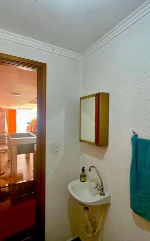 Casa à venda com 160m², 3 quartos e 4 vagasBanheiro 3