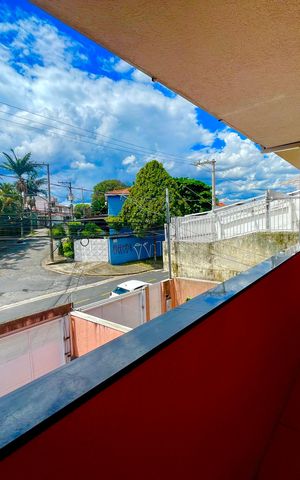 Casa à venda com 160m², 3 quartos e 4 vagasSacada do quarto
