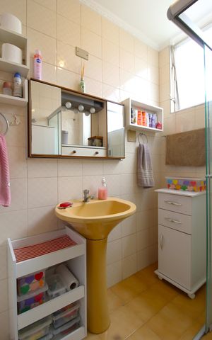 Apartamento à venda com 76m², 3 quartos e sem vagaBanheiro