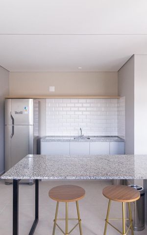 Apartamento para alugar com 60m², 2 quartos e 1 vaga Apartamento para alugar com 60m², 2 quartos e 1 vagaÁrea comum - Salão de festas