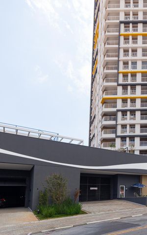 Apartamento para alugar com 60m², 2 quartos e 1 vaga Apartamento para alugar com 60m², 2 quartos e 1 vagaFachada