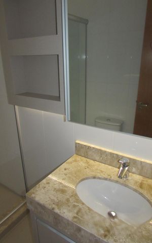 Casa à venda com 122m², 2 quartos e 1 vaga Casa à venda com 122m², 2 quartos e 1 vagaBruno