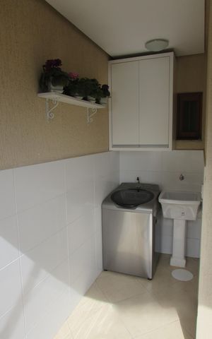 Casa à venda com 122m², 2 quartos e 1 vaga Casa à venda com 122m², 2 quartos e 1 vagaÁrea de serviço