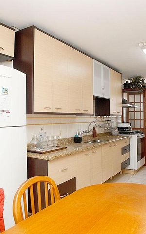 Apartamento para alugar com 170m², 3 quartos e 2 vagasCozinha
