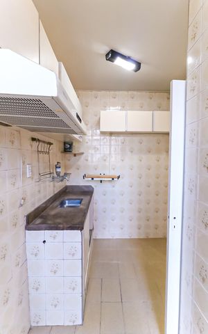 Apartamento à venda com 48m², 2 quartos e 1 vaga Apartamento à venda com 48m², 2 quartos e 1 vagaCozinha