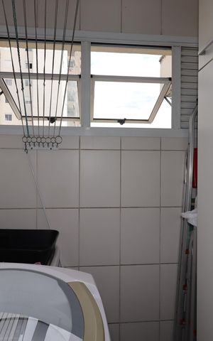 Apartamento à venda com 64m², 3 quartos e 1 vagaÁrea de Serviço