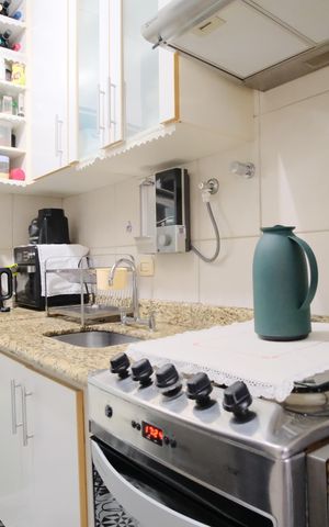 Apartamento à venda com 65m², 3 quartos e 2 vagasCozinha