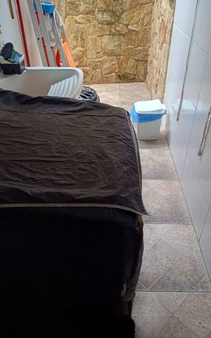 Casa à venda com 142m², 3 quartos e 2 vagas Casa à venda com 142m², 3 quartos e 2 vagasÁrea de serviço