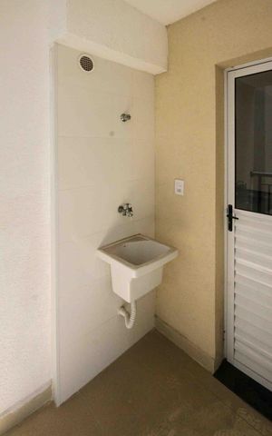 Apartamento à venda com 50m², 2 quartos e 1 vaga Apartamento à venda com 50m², 2 quartos e 1 vagaÁrea de Serviço
