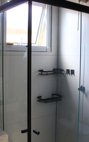Casa de condomínio para alugar com 128m², 2 quartos e 2 vagas Casa de condomínio para alugar com 128m², 2 quartos e 2 vagasBanheiro