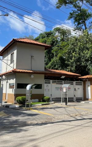 Casa de condomínio para alugar com 128m², 2 quartos e 2 vagas Casa de condomínio para alugar com 128m², 2 quartos e 2 vagasVista da Rua