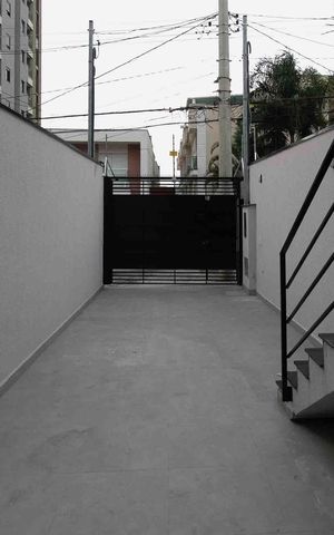 Casa para alugar com 140m², 3 quartos e 4 vagas Casa para alugar com 140m², 3 quartos e 4 vagasGaragem