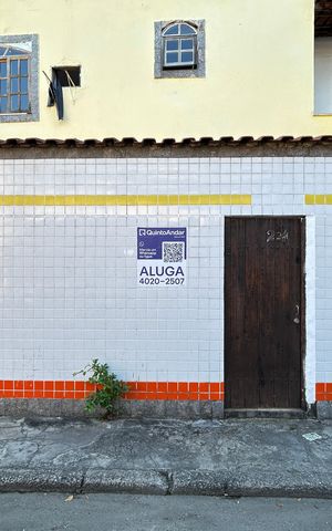 Casa para alugar com 305m², 3 quartos e 1 vagaFachada + plaquinha