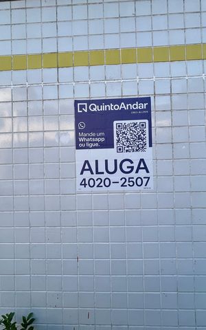 Casa para alugar com 305m², 3 quartos e 1 vagaFachada + plaquinha