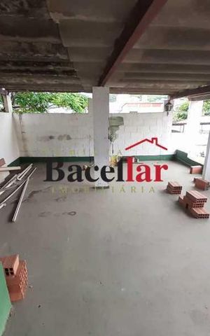 Casa à venda com 150m², 4 quartos e sem vaga