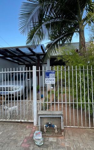 Casa à venda com 115m², 3 quartos e 2 vagasPlaca Cod.UYPO-81