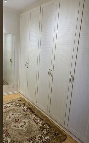 Apartamento para alugar com 350m², 5 quartos e 4 vagas
