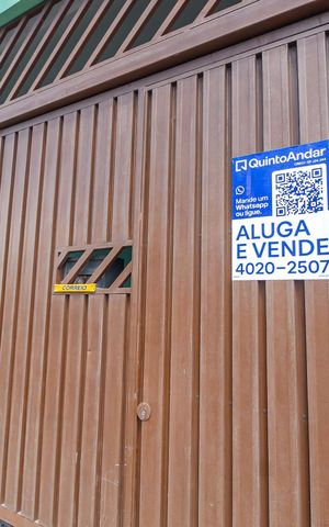 Casa à venda com 120m², 2 quartos e 2 vagasFachada/placa