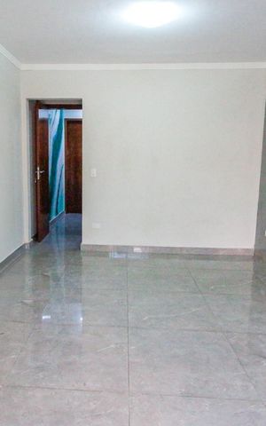 Casa à venda com 120m², 2 quartos e 2 vagasSuíte