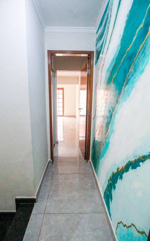 Casa à venda com 120m², 2 quartos e 2 vagasCorredor