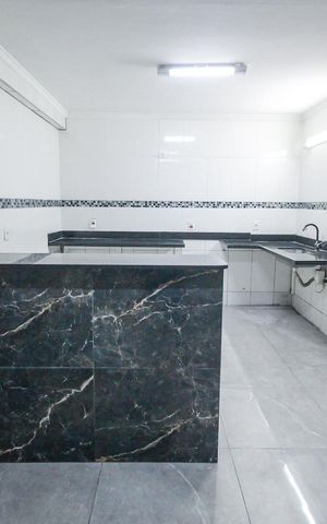 Casa à venda com 120m², 2 quartos e 2 vagasCozinha