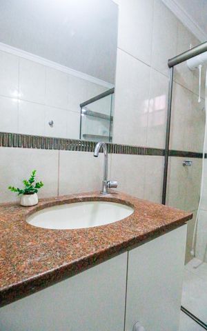 Casa à venda com 120m², 2 quartos e 2 vagasBanheiro