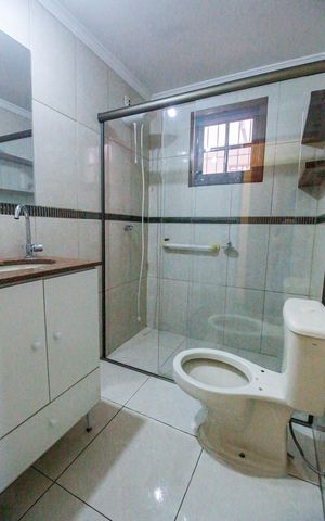 Casa à venda com 120m², 2 quartos e 2 vagasBanheiro