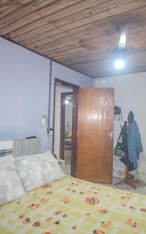 Casa à venda com 467m², 3 quartos e 2 vagas Casa à venda com 467m², 3 quartos e 2 vagasQuarto 2
