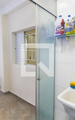 Casa à venda com 360m², 4 quartos e 2 vagas Casa à venda com 360m², 4 quartos e 2 vagasCasa 1
