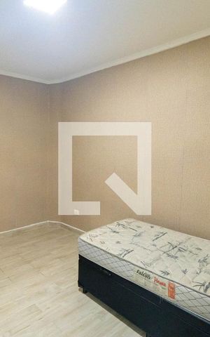 Casa à venda com 360m², 4 quartos e 2 vagas Casa à venda com 360m², 4 quartos e 2 vagasCasa 1