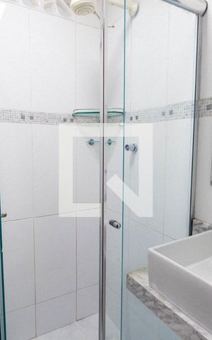 Casa à venda com 360m², 4 quartos e 2 vagas Casa à venda com 360m², 4 quartos e 2 vagasCasa 1