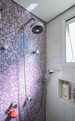Apartamento à venda com 87m², 3 quartos e 2 vagasChuveiro do Banheiro 