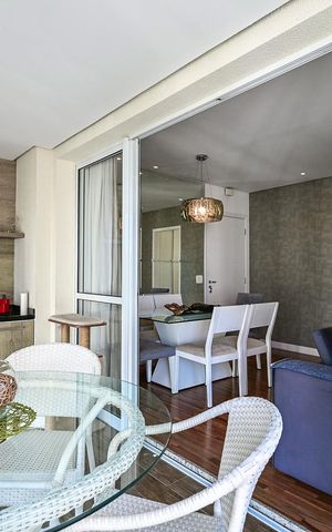 Apartamento à venda com 87m², 3 quartos e 2 vagasVaranda