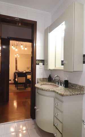 Apartamento à venda com 128m², 3 quartos e 2 vagasBanheiro 2
