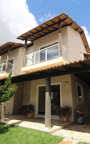 Casa de condomínio para alugar com 600m², 6 quartos e 4 vagasFrente
