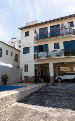 Casa à venda com 251m², 3 quartos e 4 vagasQuintal