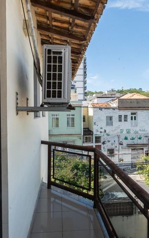 Casa à venda com 251m², 3 quartos e 4 vagasVaranda Suíte 1 e 2