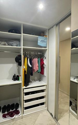 Apartamento para alugar com 100m², 3 quartos e 1 vaga Apartamento para alugar com 100m², 3 quartos e 1 vagaCloset