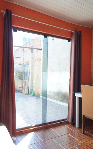 Casa à venda com 300m², 3 quartos e 2 vagasQuarto 3