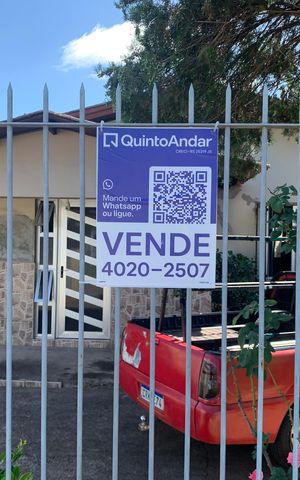 Casa à venda com 300m², 3 quartos e 2 vagasplaca